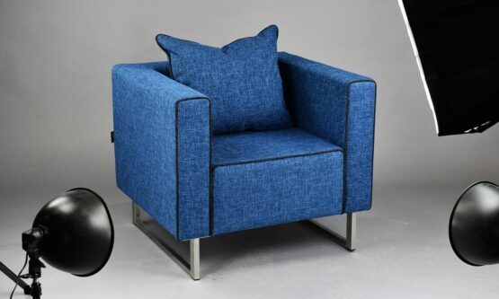 fotel neiva tapicerowany kolorowy BLE niebieski wynajem amadeo