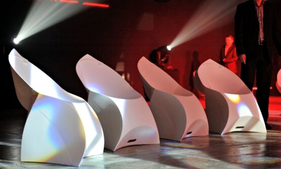 krzesla designerskie slide FLUX white wynajem warszawa 1