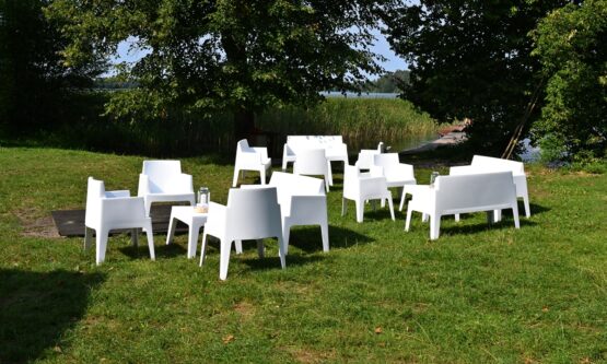 krzesla ogrodowe box biale nowoczesne wynajem amadeo 2