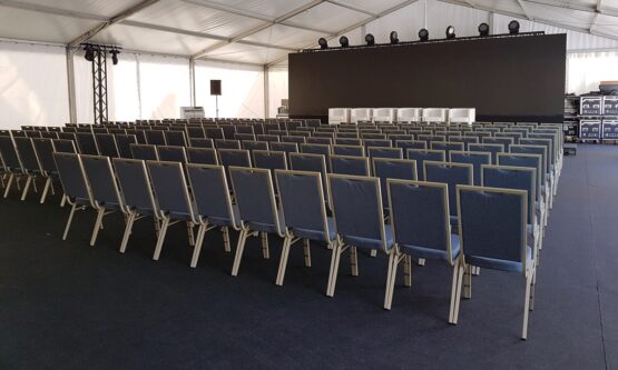 krzesla vivero tapicerowane konferencyjne wynajem warszawa